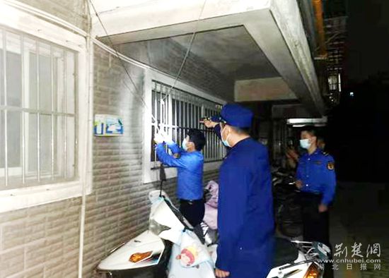 飛線充電隱患多 基層治理顯“神通”.jpg