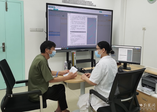 聚焦全生命周期管理，開具“治療處方”和“健康處方”“雙處方”（攝影：陳影）.jpg